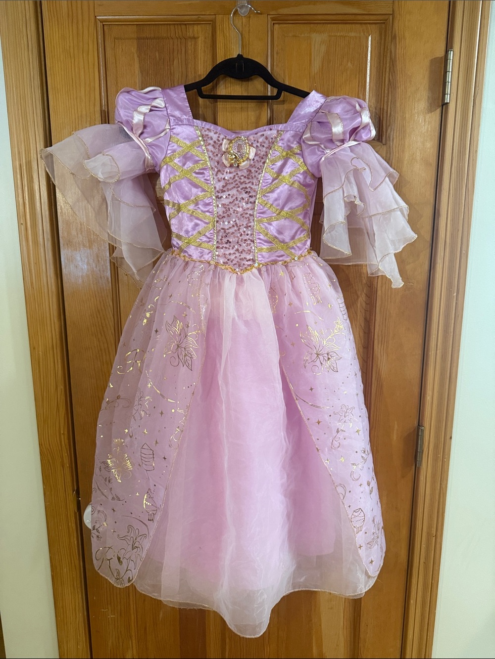 Disney princess Rapunzel costume dress size 7-8 .